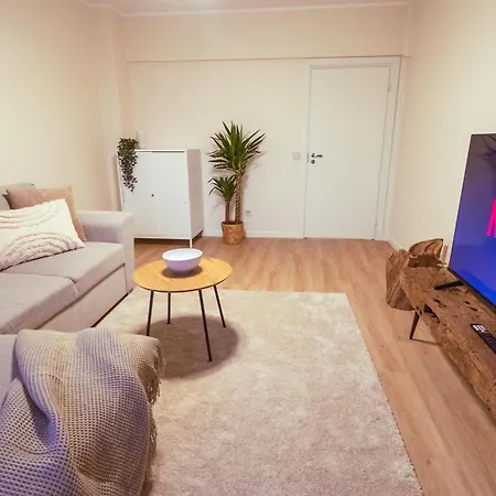 Apartman Modern And Comfortable